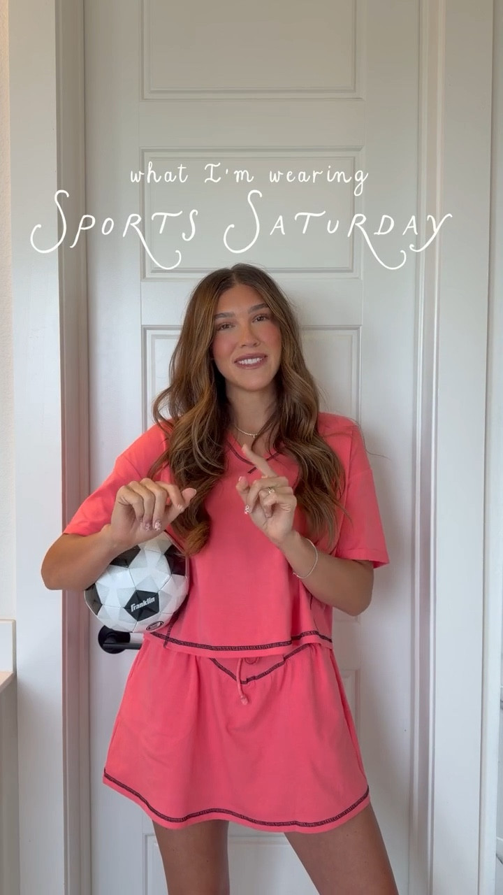 Sporty Saturday! My new series where I help you figure out what in the world to wear to your kid’s games! 

#LTKmomlife #LTKgrwm #LTKootd