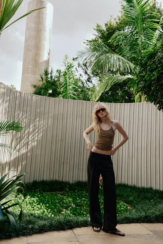 WIDE LEG TROUSERS WITH DARTS | Zara UK