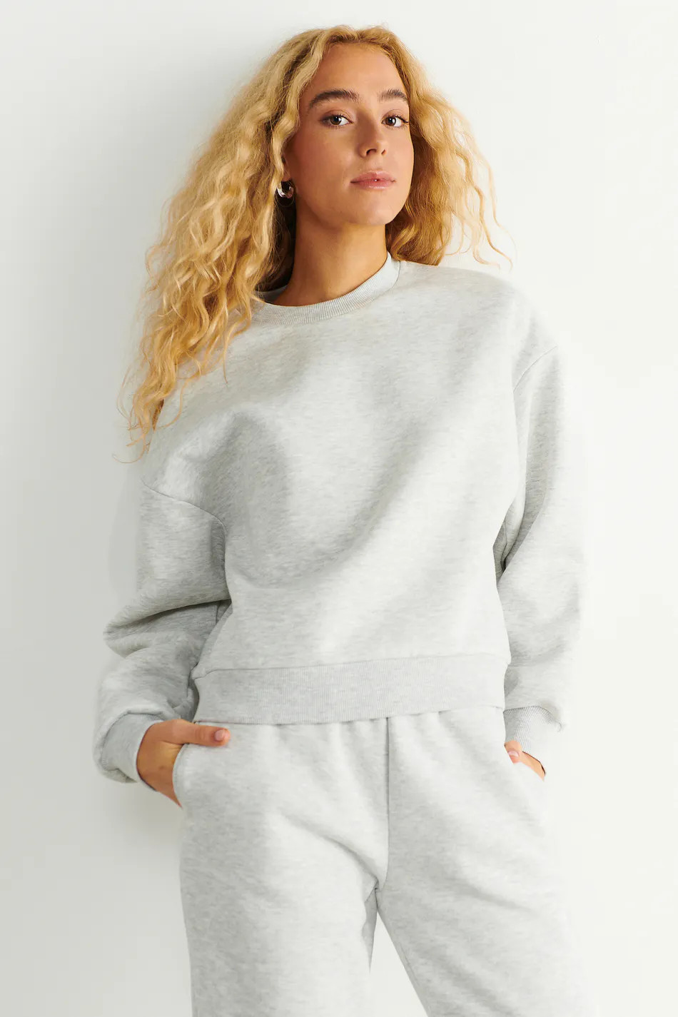 Basic sweater - Grau - Dame - Gina Tricot | Gina Tricot SE