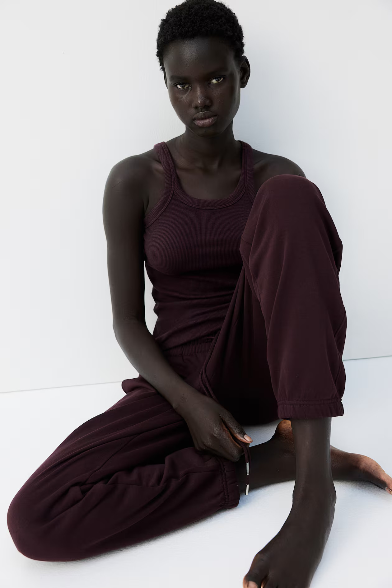 Ribbed Tank Top - Round Neck - Sleeveless - Burgundy - Ladies | H&M US | H&M (US + CA)