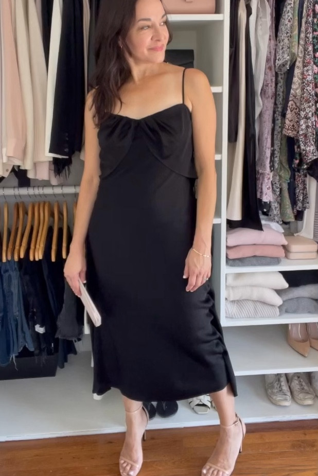 The perfect little black dress. Receive 12% off with code hierica. Runs TTS. I’m wearing a size small. #weddingguestdress
@fabrique.official #fabrique #fabriquedesigners #fabs #fbrq 

#LTKWedding #LTKSaleAlert #LTKVideo