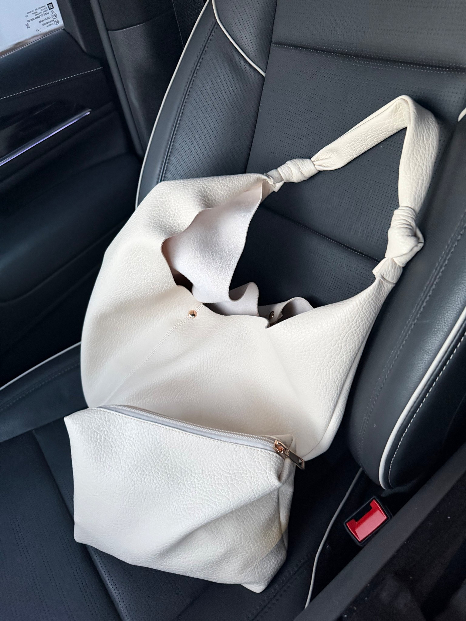 Best bag! The love knot slouchy- def grabbing the woven one. Do we love both?!?! They’re linked and so worth every penny!! #loveknotbag #bag #spring #vacayvibes 

#LTKmomlife #LTKdayinmylife #LTKTravel