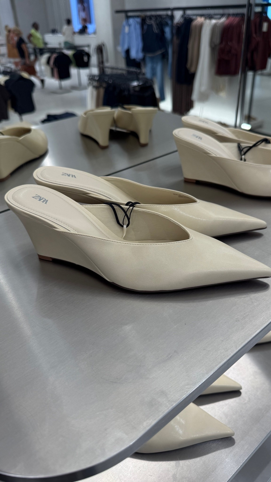 Love these shoes @Zara