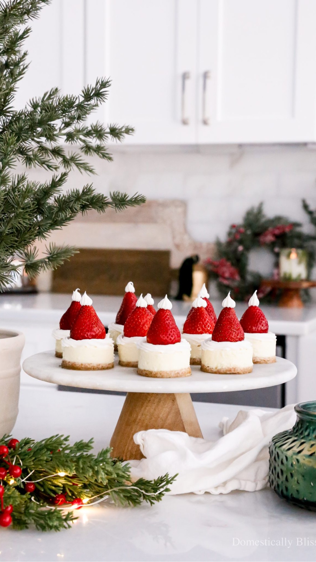 These Cheesecake Santa Hats are a super quick and easy Christmas dessert for holiday parties.

See details:
https://domesticallyblissful.com/cheesecake-santa-hats/

🔗 Join our newsletter: https://domesticallyblissful.com/newsletter/ 

#LTKHoliday #LTKSeasonal #LTKParties