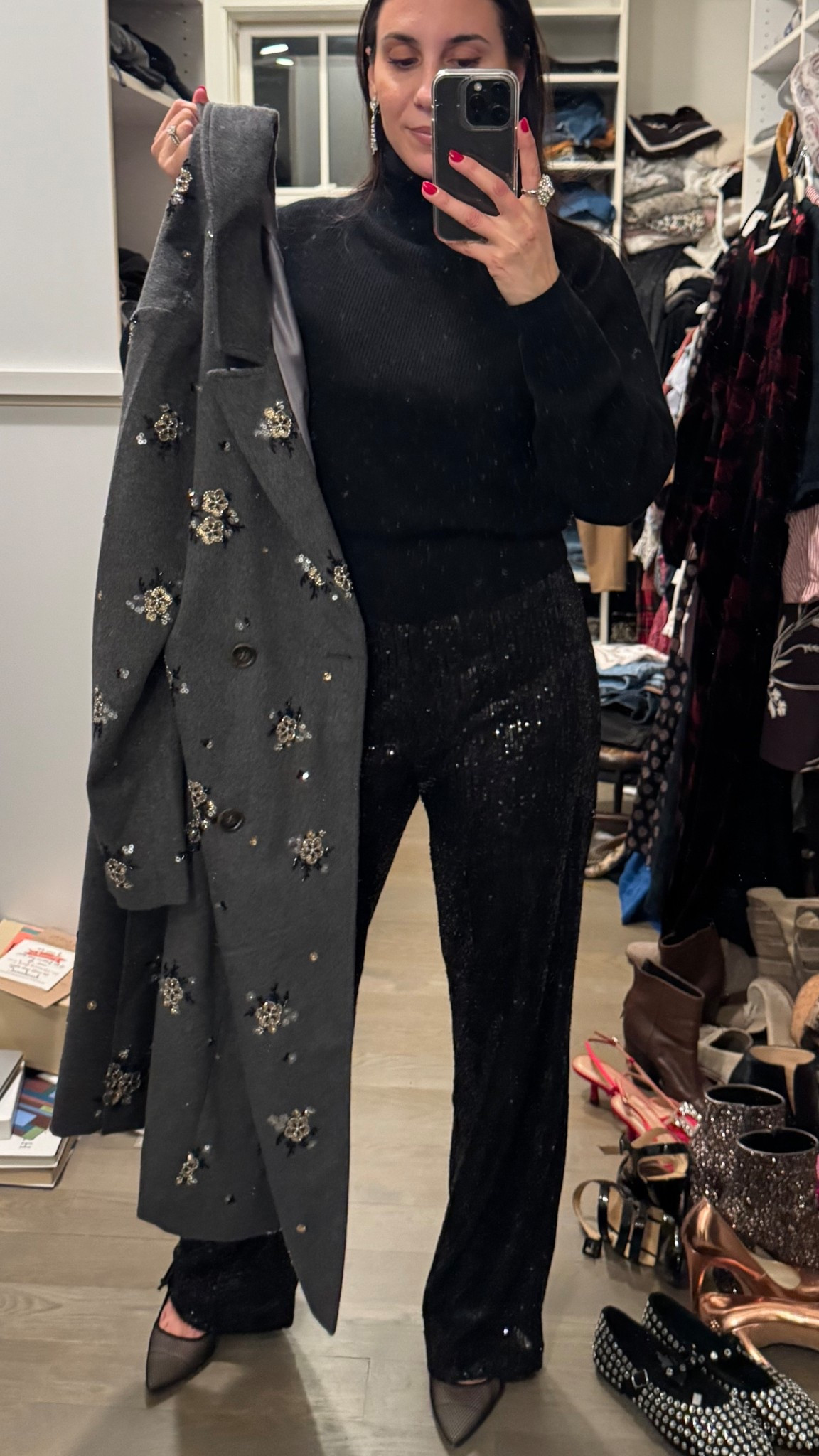 Shiny sequin trouser 

Wearing size 4 

#LTKHoliday #LTKFindsUnder50