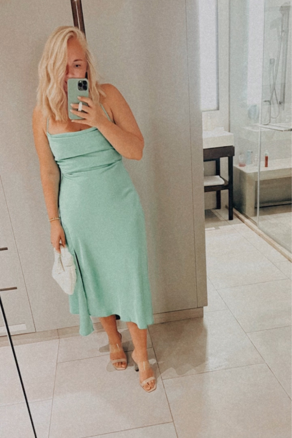 Date night dress, I’m in the M. 

#LTKstyletip #LTKmidsize #LTKfindsunder100