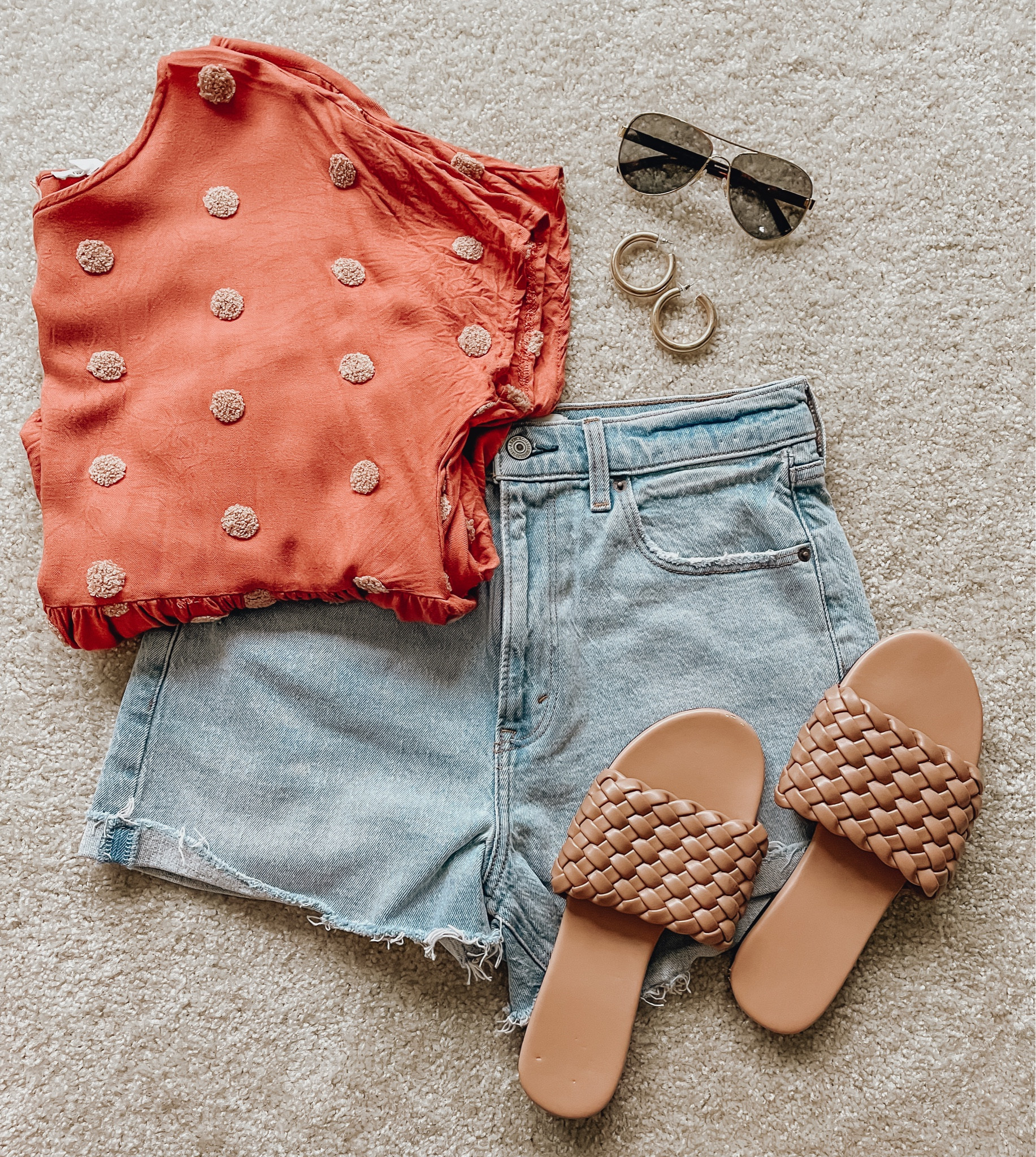 Casual outfit. Summer outfit. Mom outfit. 

#LTKunder100 #LTKSeasonal #LTKstyletip