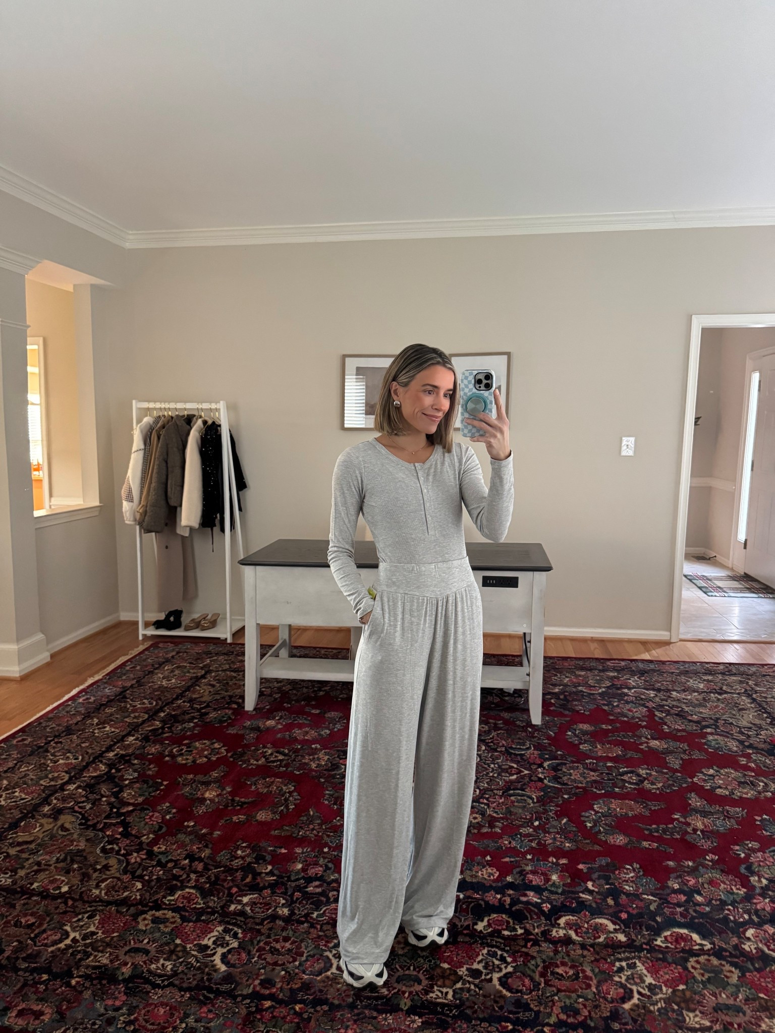 XS pants and top 

#LTKFindsUnder50 #LTKTravel #LTKFindsUnder100