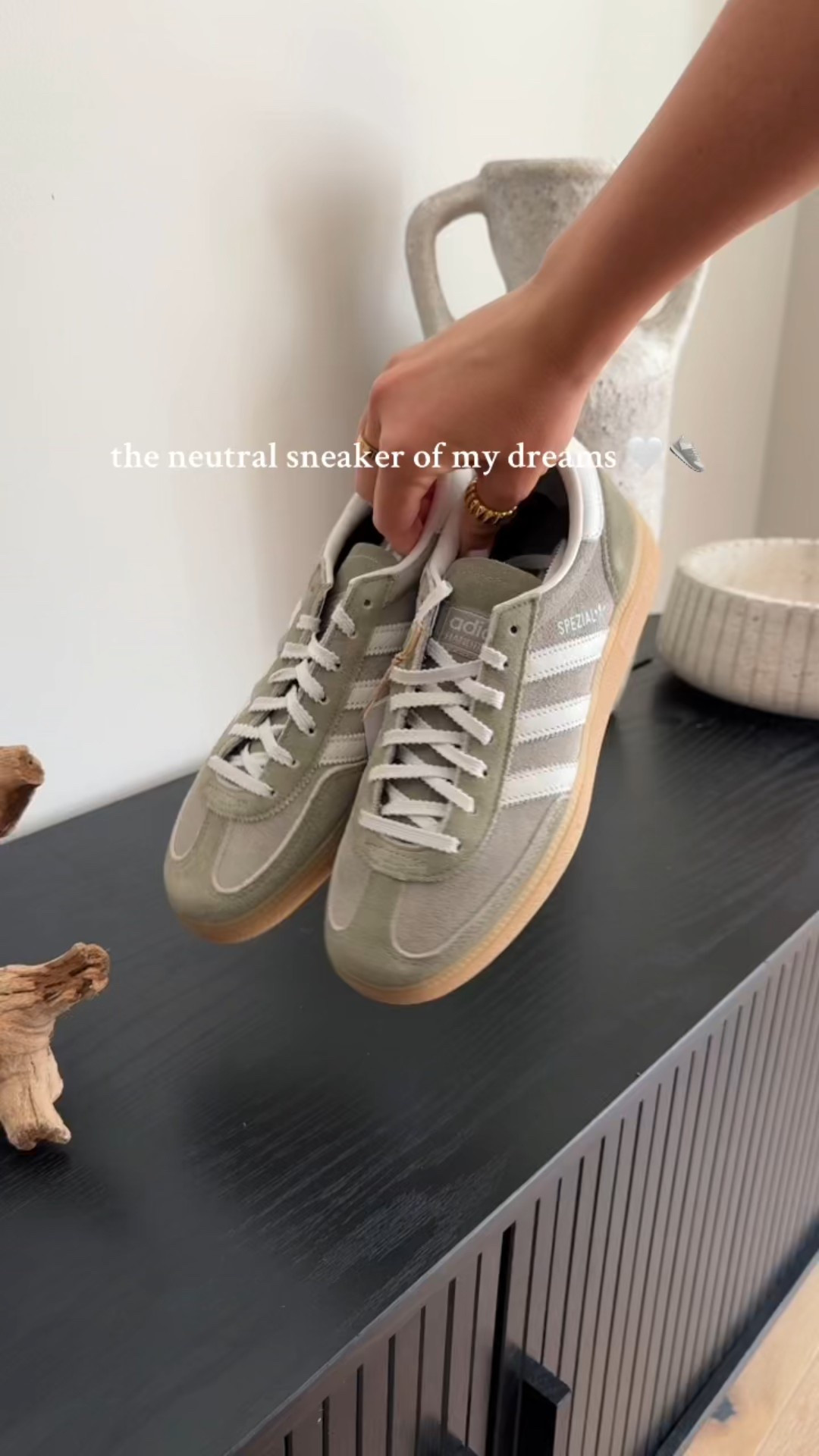 Dreamy neutral tones + the prettiest laces 😍

I will have these 🔗 on my LTK in the SHOE section!!! 

#LTKShoeCrush #LTKSummerEdit #LTKActive