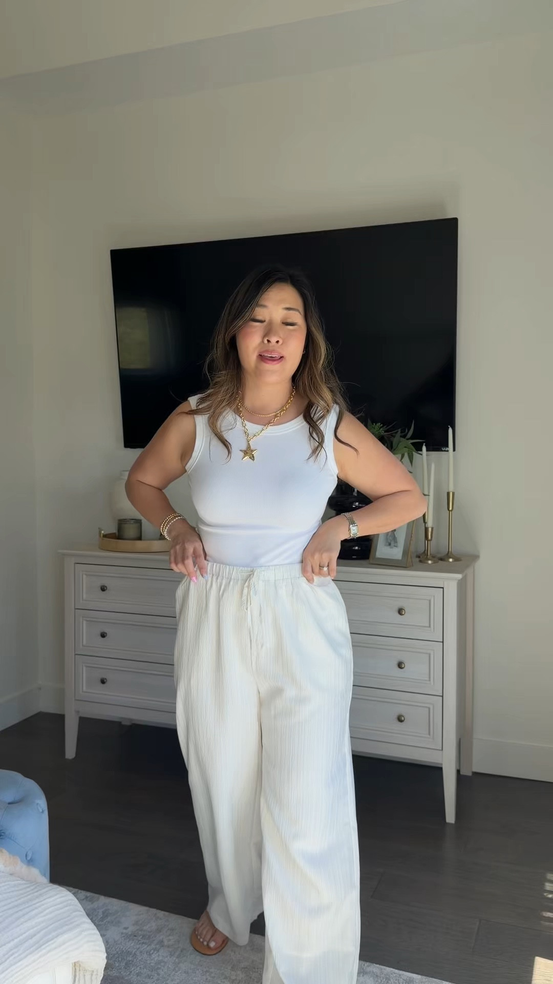 Amazon wide leg pants // summer outfit // travel outfit // comfy lounge pants

Wearing a medium

#LTKootd #LTKPetite #LTKSeasonal