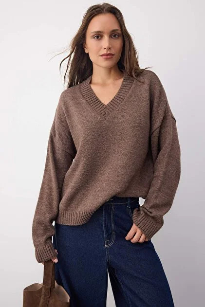 Trendyol Collection Wardrobe Essentials Nerz Basic Wide Fit Soft Textured Knitwear Pullover |   T... | Trendyol DE