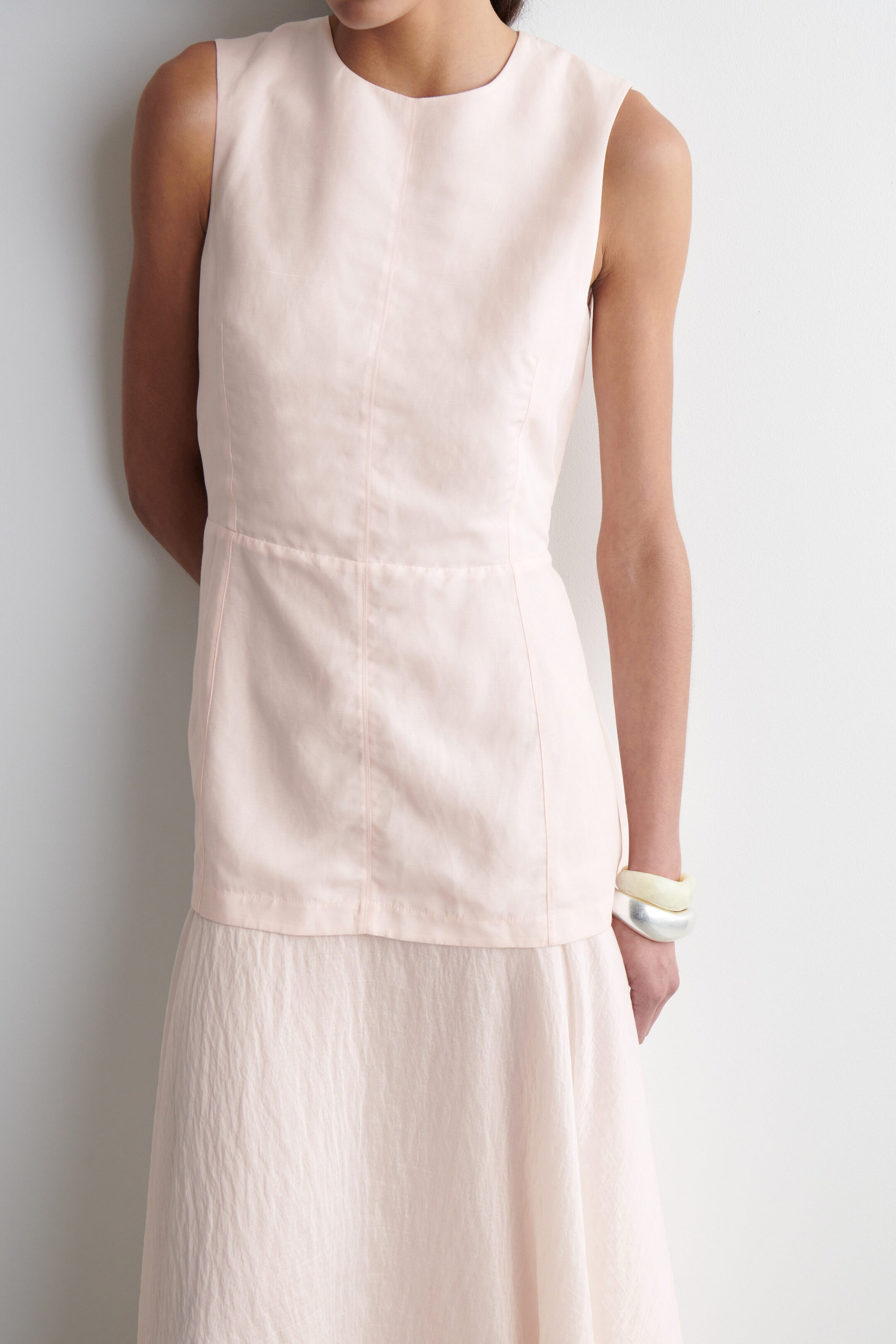 MEHRLAGIGES MIDIKLEID MIT SCHÖSSCHEN - HELLROSA | COS (EU)