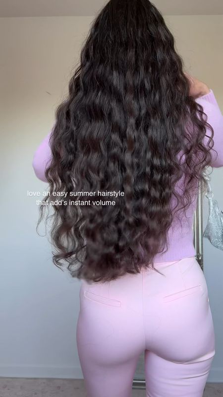 Easy and cute summer hairstyle 🌸
Beach waves 

summer hair inspo 
Summer hairstyle 
Easy summer hairstyles  #LTKSeasonal 


#LTKbeauty #LTKsummer #LTKstyletip