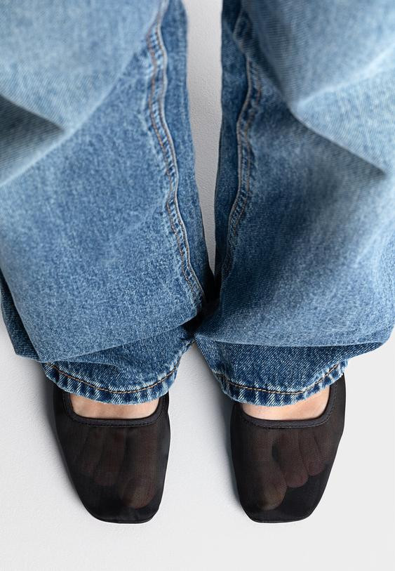 Mesh ballerinas with buckle | Stradivarius (UK)