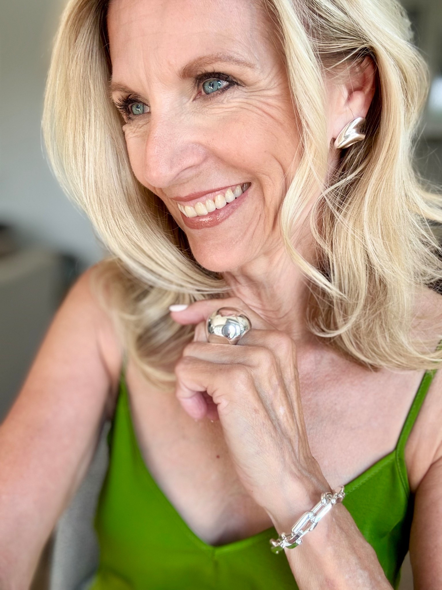 I am keeping it simple this weekend, how about you?

Just like my plans for the weekend these pieces from @_jennybird are simple and gorgeous.

I’m wearing them with a satin dress but they will go just as well with my jeans and a T-shirt.

There is currently a 48 hr Sale going on now! 25% off Site Wide!!

I’m wearing:
~ Zoe Earrings
~ Loire Bracelet
~ Super Nova Ring

Follow me for more 50+ style inspiration.

#LTKStyleTip #LTKOver40 #LTKSaleAlert