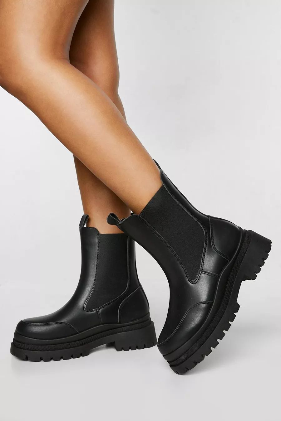 Chunky Wave Sole Chelsea Boots | Boohoo.com (US & CA)