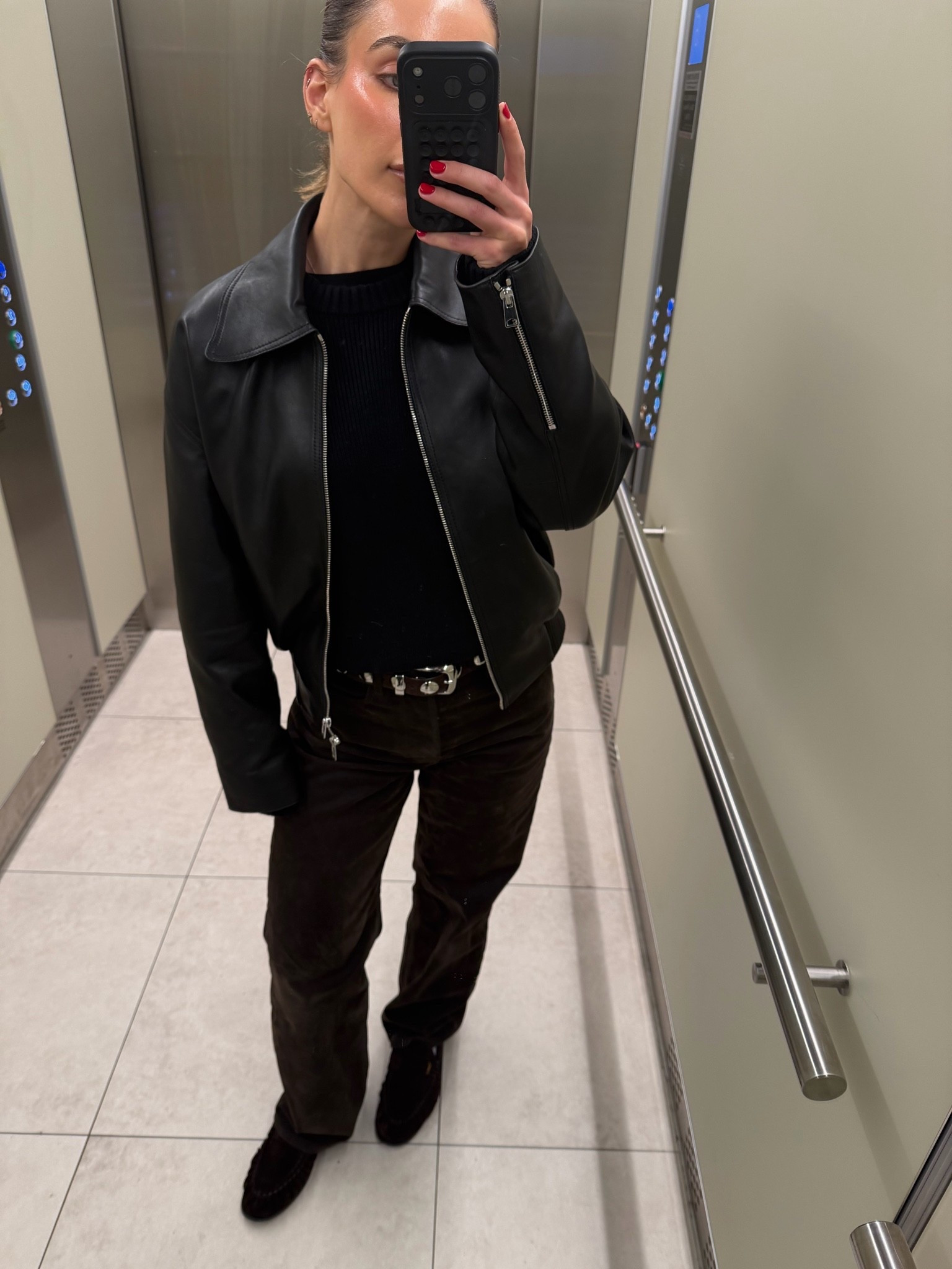 Size 10 in jacket for ref and belt in size 75

#LTKaustralia #LTKwinter #LTKdatenight