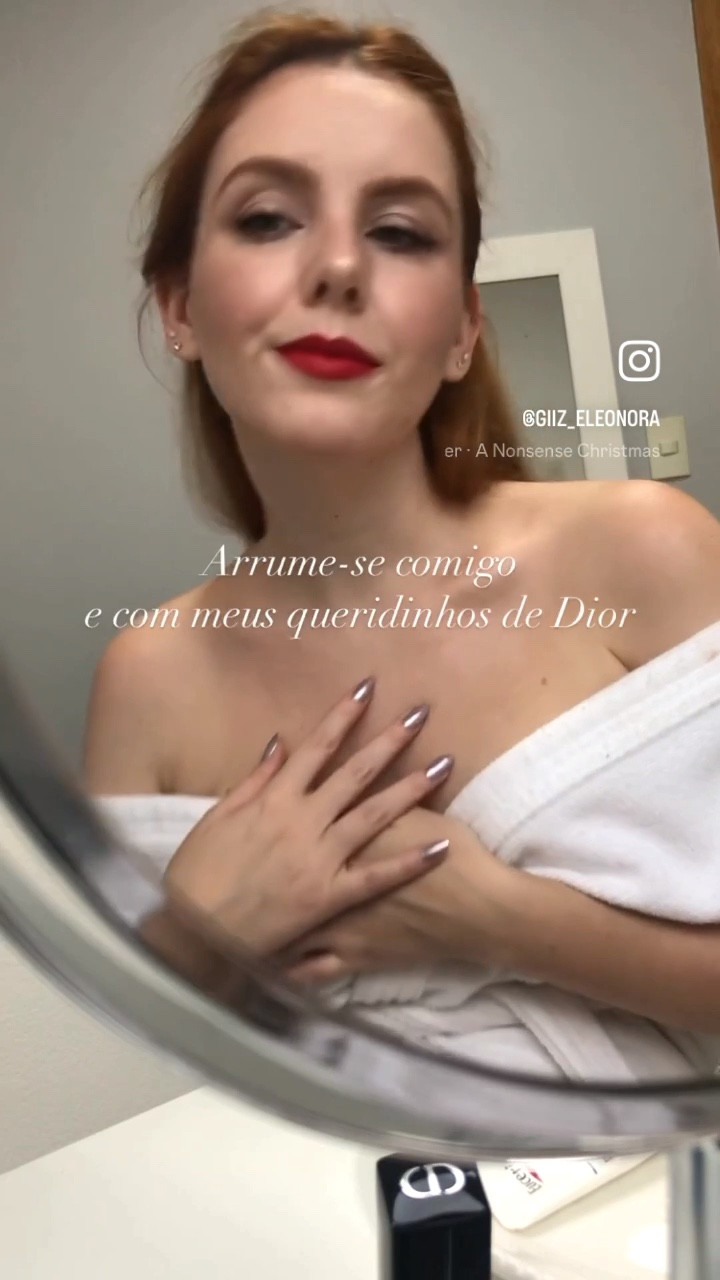 Comemorar o fim do ano é uma boa justificativa para lábios vermelhos e um perfume intenso e é por isso que eu apresento a vocês minhas escolhas Dior do momento ✨

#NatalLTK #LTKGift

#LTKVideo #LTKbeauty #LTKbrasil