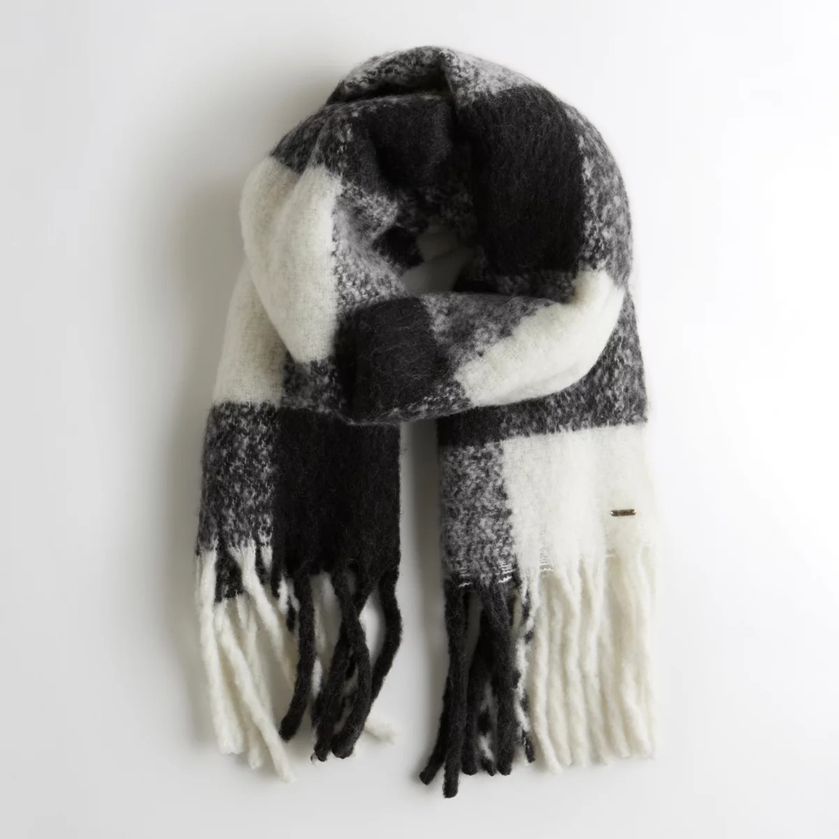 Girls Chunky Woven Scarf from Hollister | Hollister US