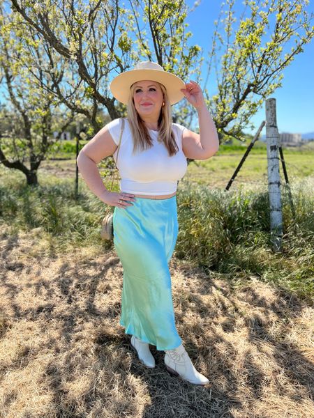 Spring Outfit Idea
Satin maxi is still on trend and this pastel color is perfect for Spring!
Everyone needs this perfect cropped cotton white T from skims too 
Wearing size L 

#LTKstyletip #LTKSeasonal #LTKmidsize