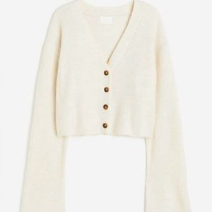 H&M Short cardigan with flared sleeves | Poshmark