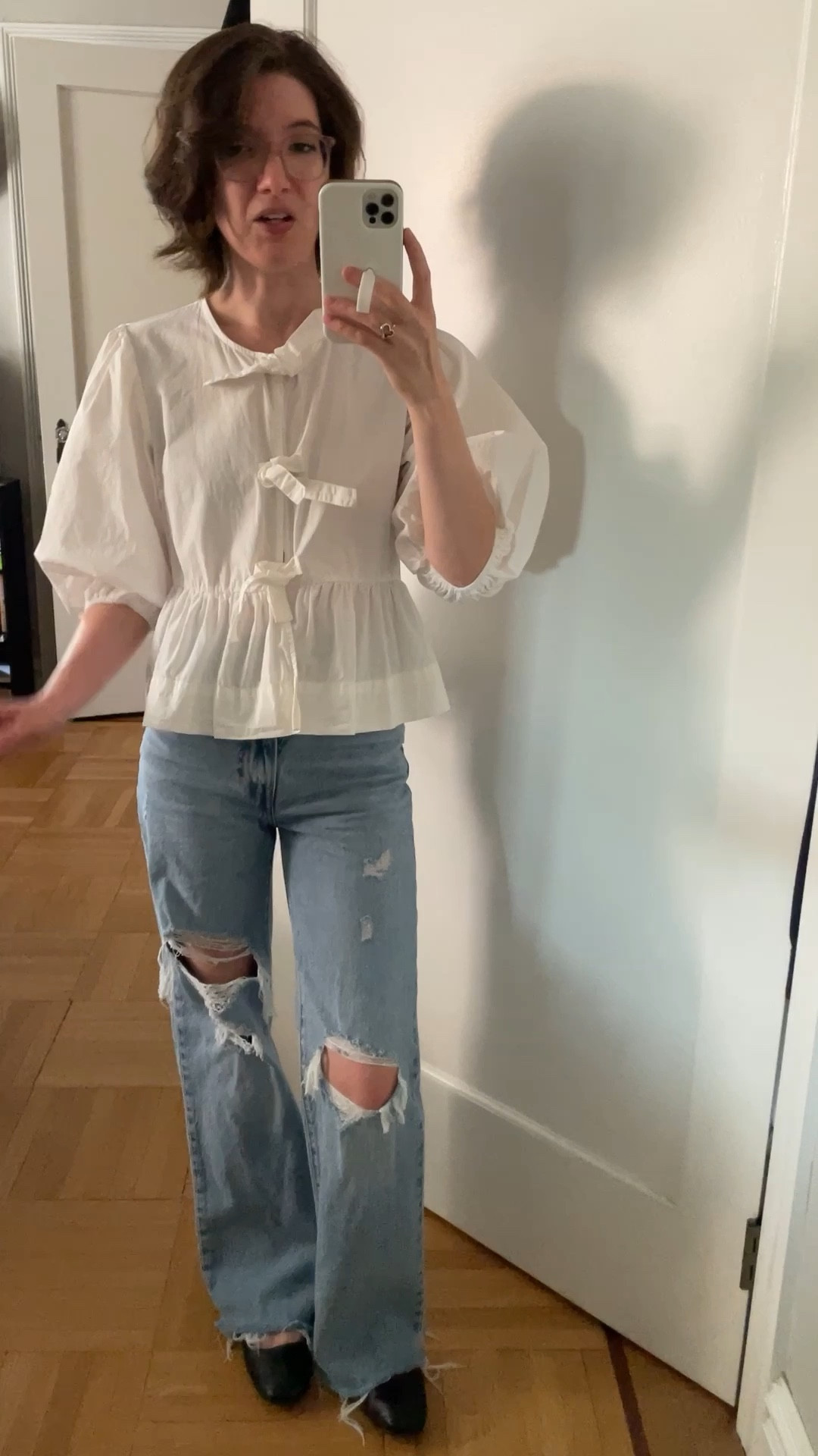 Tie front top: TTS
Ribcage wide leg jeans: TTS
Mary Jane’s: TTS

#LTKFindsUnder100 #LTKStyleTip