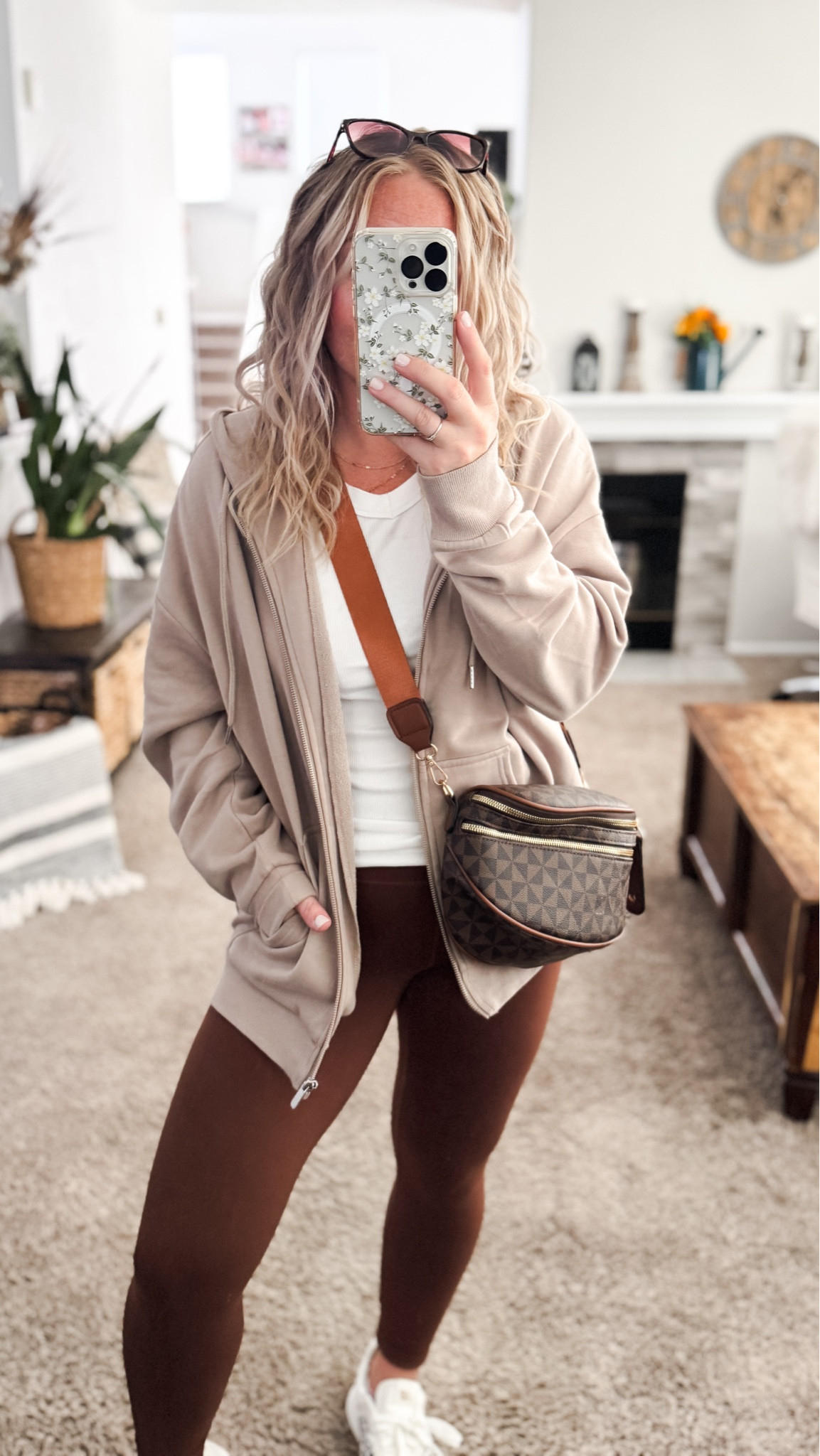 Casual comfy outfit from amazon — oversized fleece jacket, white tee, brown leggings, crossbody bag, and new balance sneakers








Winter outfit
Winter fashion
Amazon winter outfits
Trending winter fashion 
 casual winter outfits | winter fashion | size 4-6 | cold weather outfits | winter outfit ideas | layering outfit for the cold| winter fashion 2026 | outfit inspo | outfit ideas | winter outfits amazon  | casual outfit Ideas  | Outfits | Amazon Casual Outfit | Cute casual outfits | Preppy Outfit 

#LTKFindsUnder50 #LTKootd #LTKPetite