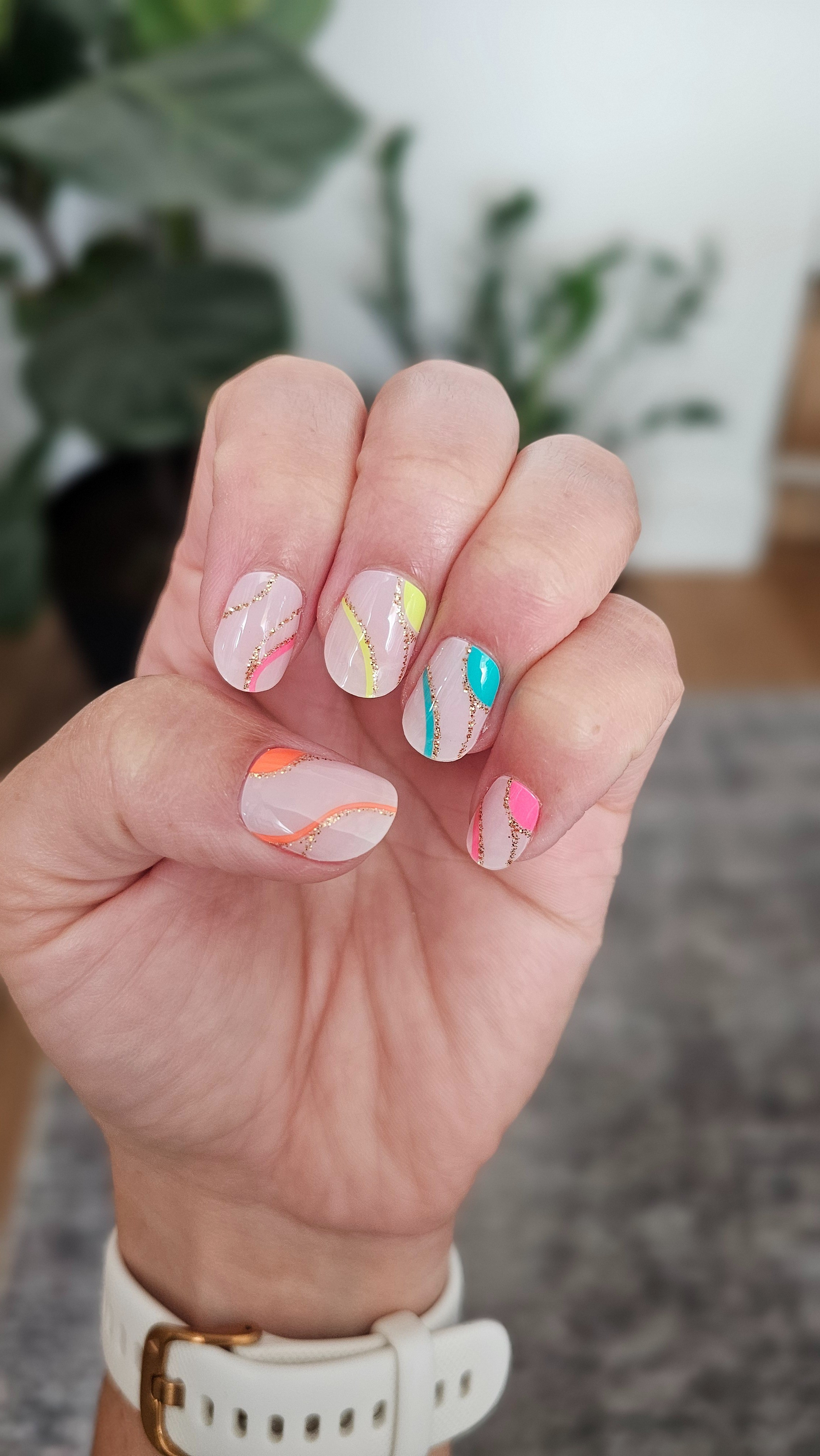 I will never get over these semi cured gel nail strips. Nothing beats a $15 manicure like this! Get yours and try them. So easy with so many options in colors and designs. 

#LTKBeauty