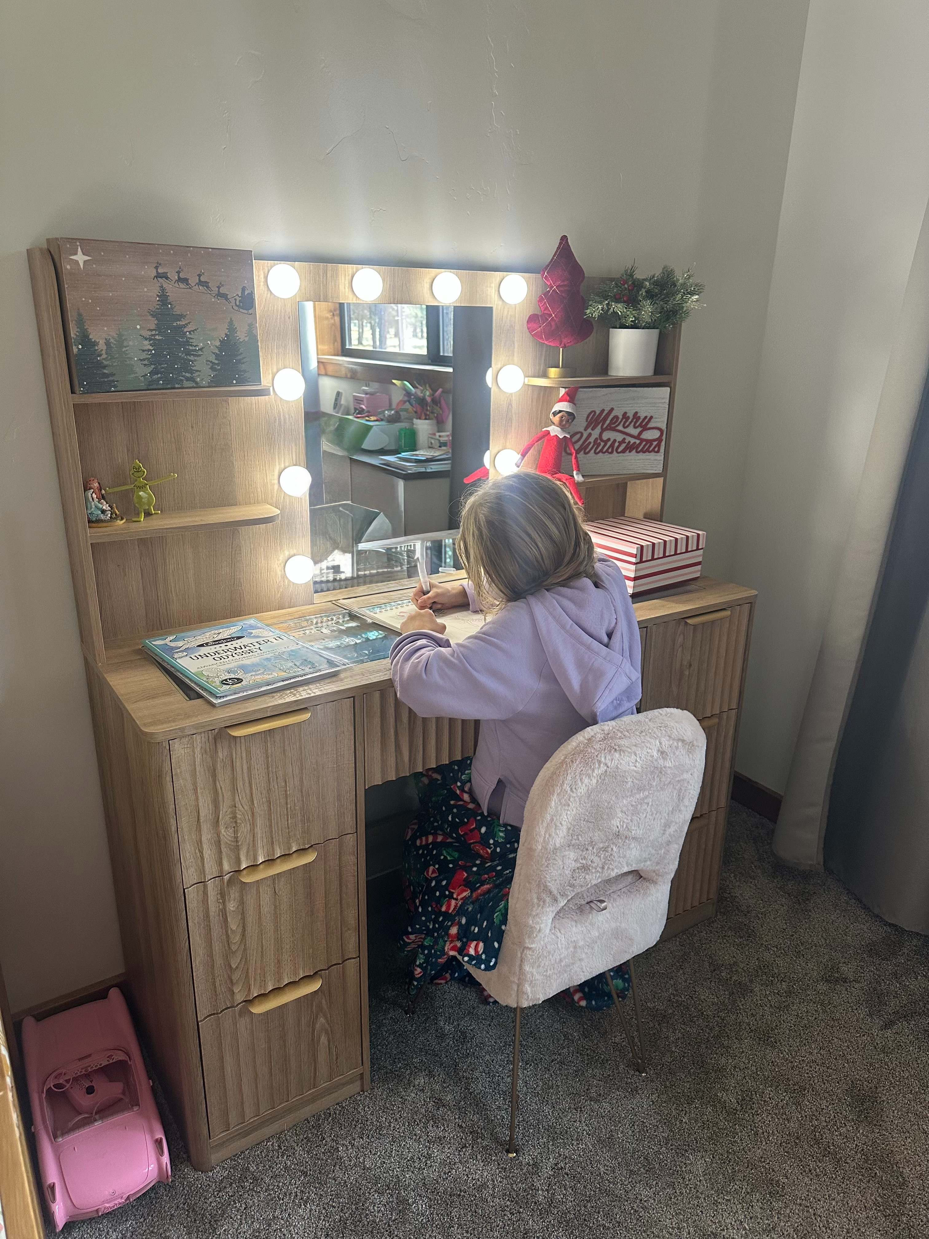The most perfect vanity desk in my daughter's room! | vanity desk for kids, kids bedroom vanity, modern kids vanity, girls room decor, multi-use kids desk 

 #LTKHome #LTKKids