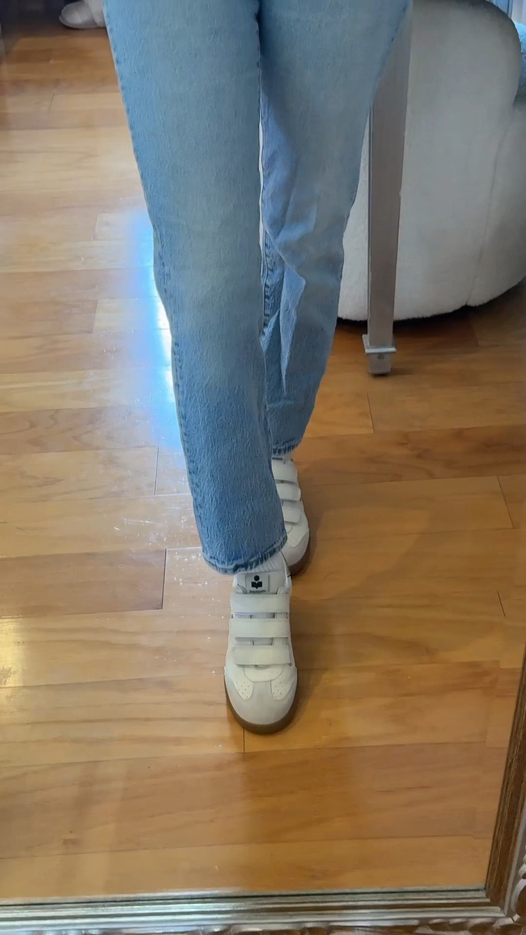 Sunday casual outfit sneakers and a sweater 