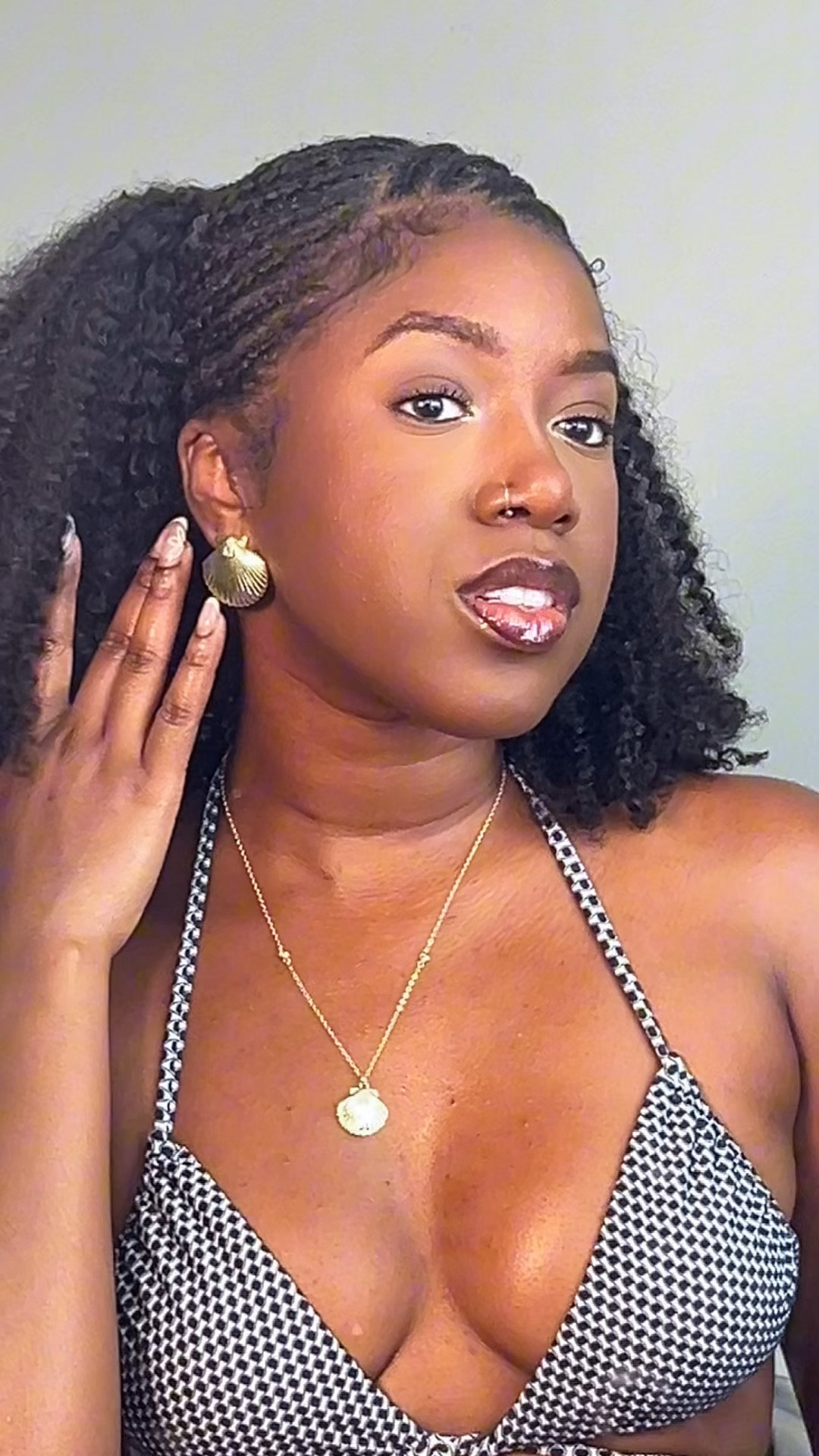 Beach essentials for summer 
Miami Beach summer jewelry 
Summer accessories 
Seashell earrings 
Seashell necklace 

#LTKSwim #LTKBeauty #LTKSeasonal