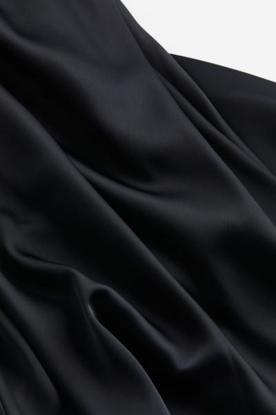 Black | H&M (US + CA)