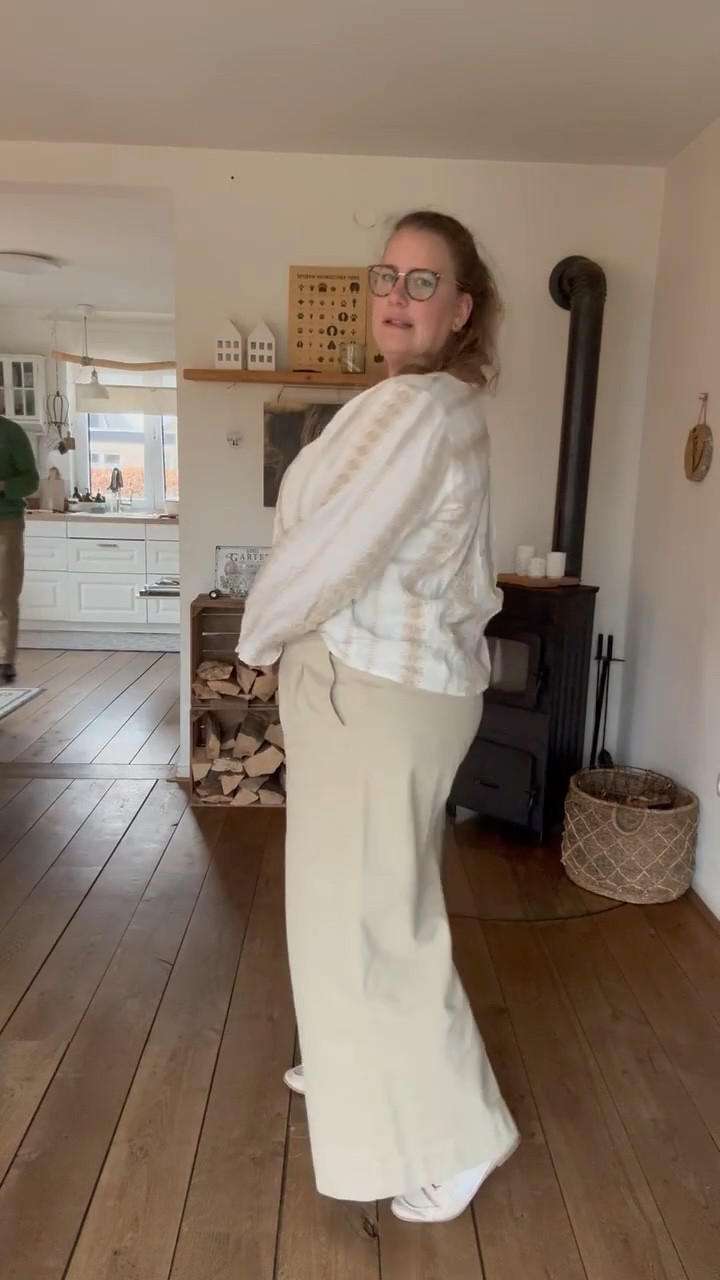 Beige Outfit 

#LTKstyletip #LTKdeutschland #LTKspring