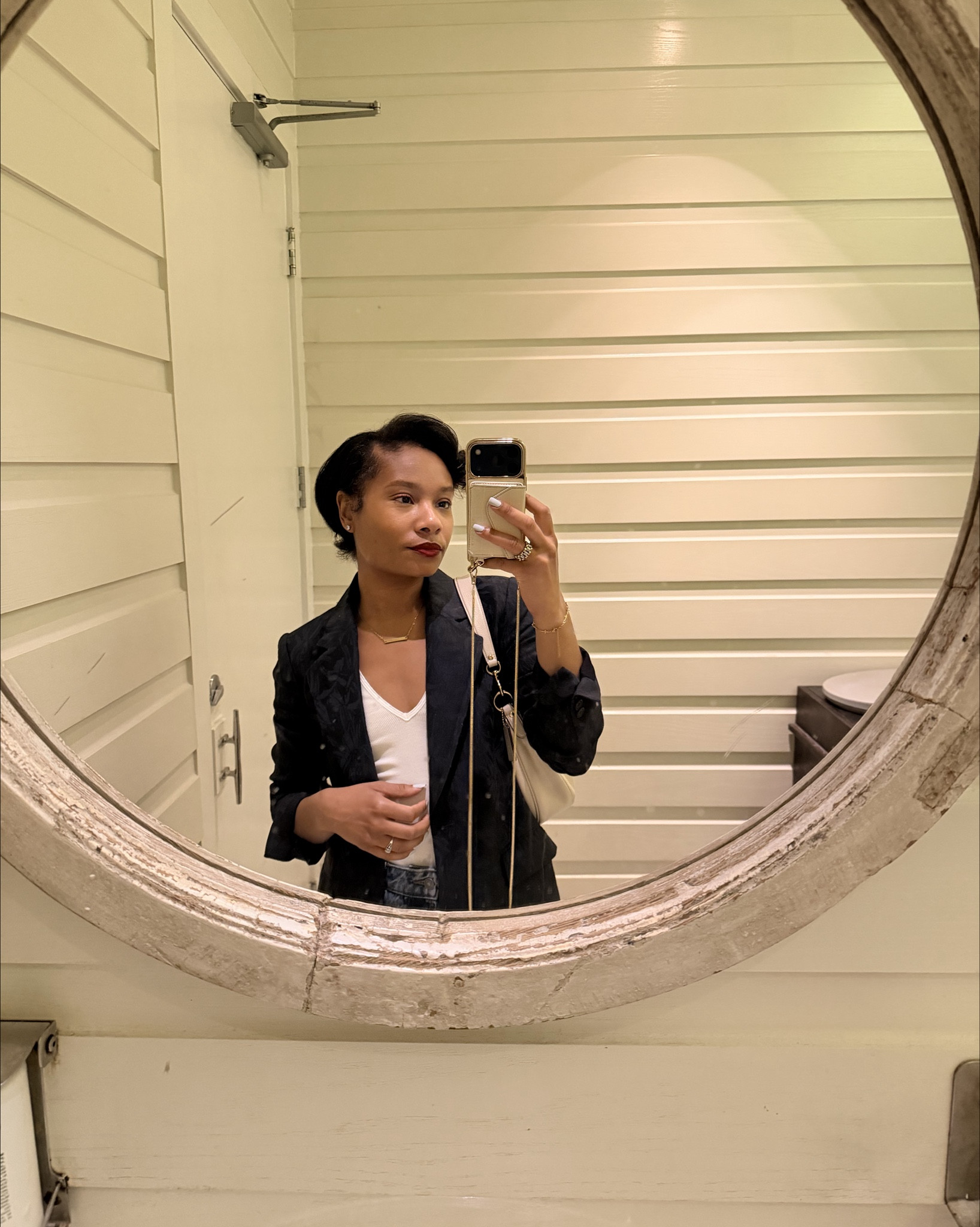 What I wore to dinner the other night! I styled the navy blazer with denim jeans, a white tank, denim jeans and my black loafers 😍

#LTKSeasonal #LTKootd #LTKMothersDay