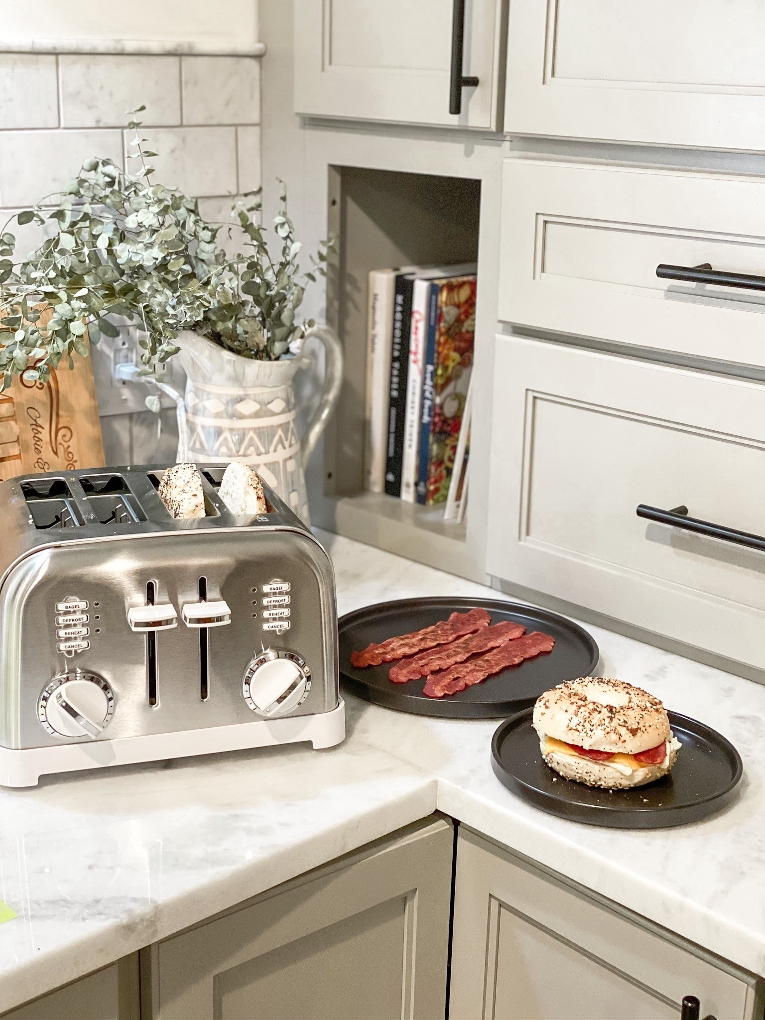 Kitchen plates and appliances

#LTKHome