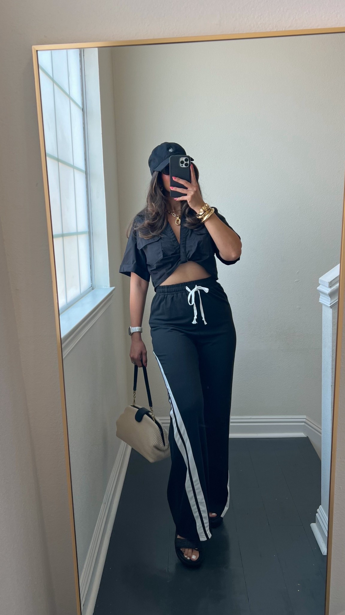 Street style spring look! 

#LTKSeasonal #LTKootd #LTKMidsize
