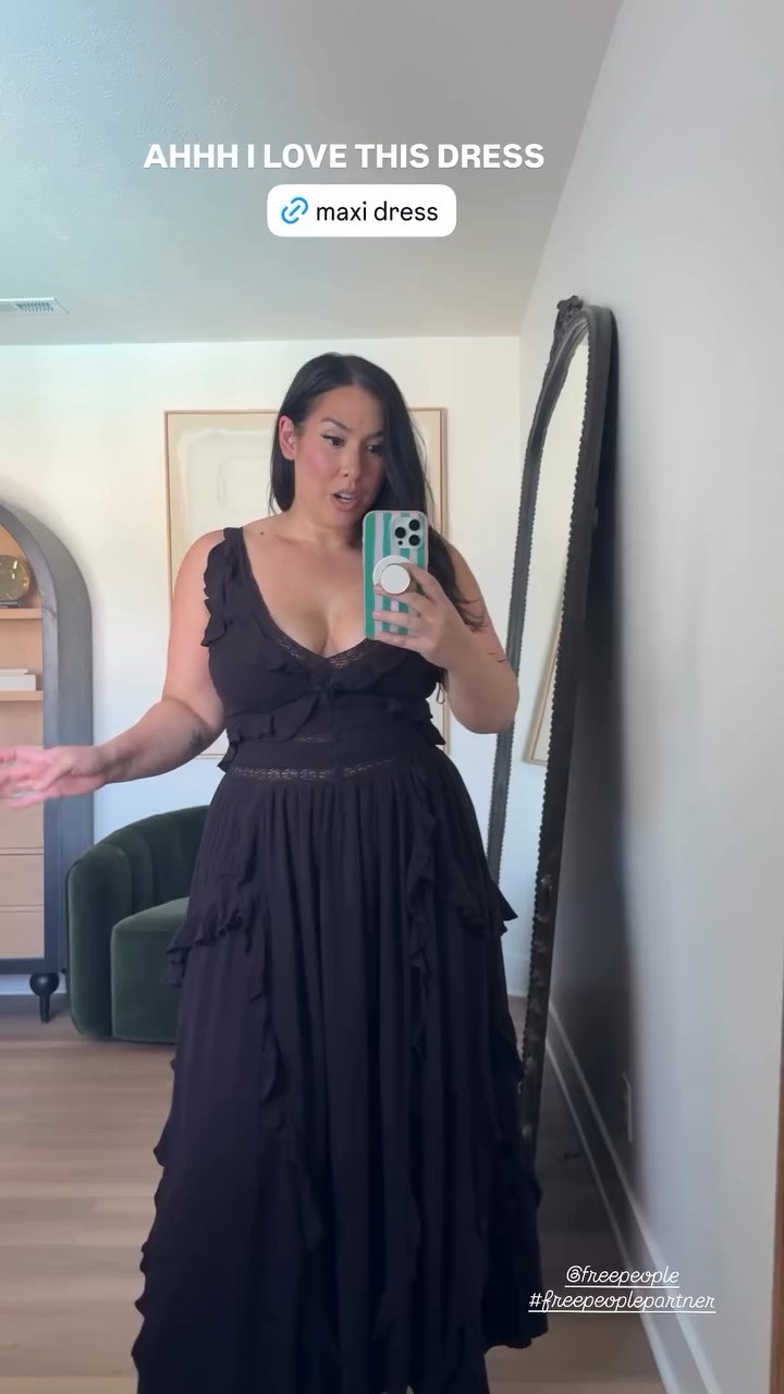 The perfect maxi dress! Obsessed with the details 
- ootd, outfit, outfit inspo, comfy outfit, easy outfit, casual date outfit, midsize fashion, summer outfit

#LTKootd #LTKSeasonal #LTKMidsize