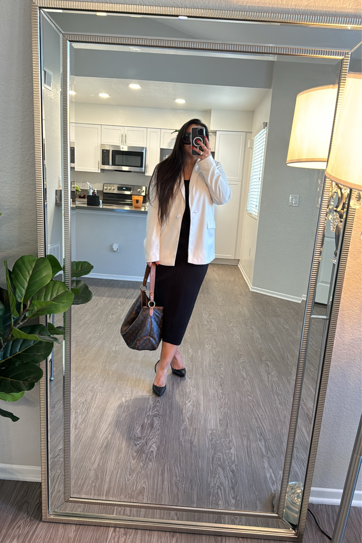 Living room decor
Floor mirror
Leaner mirror
Living room on
Home

#LTKsalealert #LTKU #LTKhome