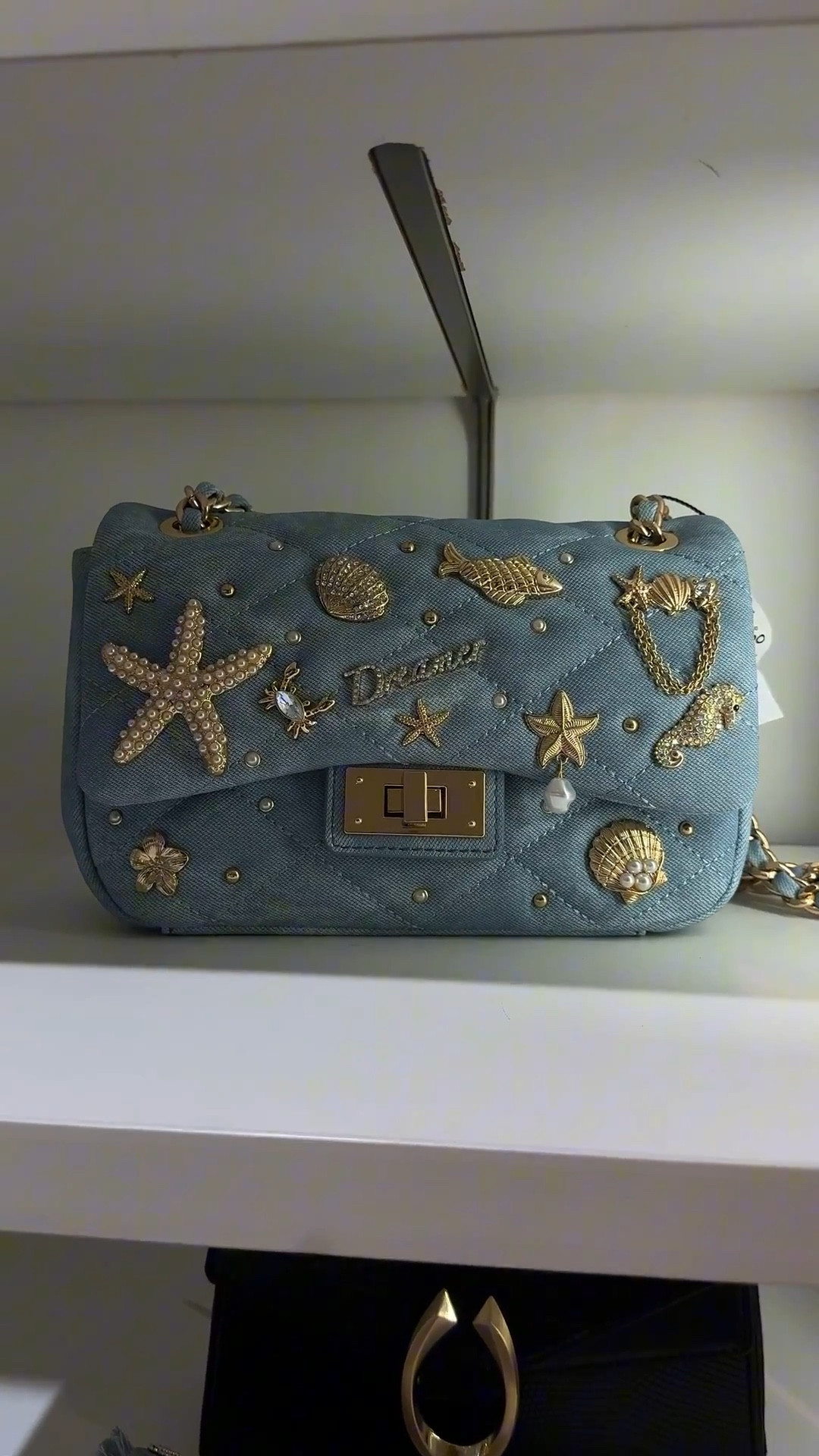 This… and a fabulous beach vacation🌴

The perfect denim shoulder bag at ALDO does exist! The charms completely sold me and now I’m mentally at the beach with a piña colada in hand🍹

Adding her to my vacation wardrobe immediately! 

#LTKvlog #LTKTravel