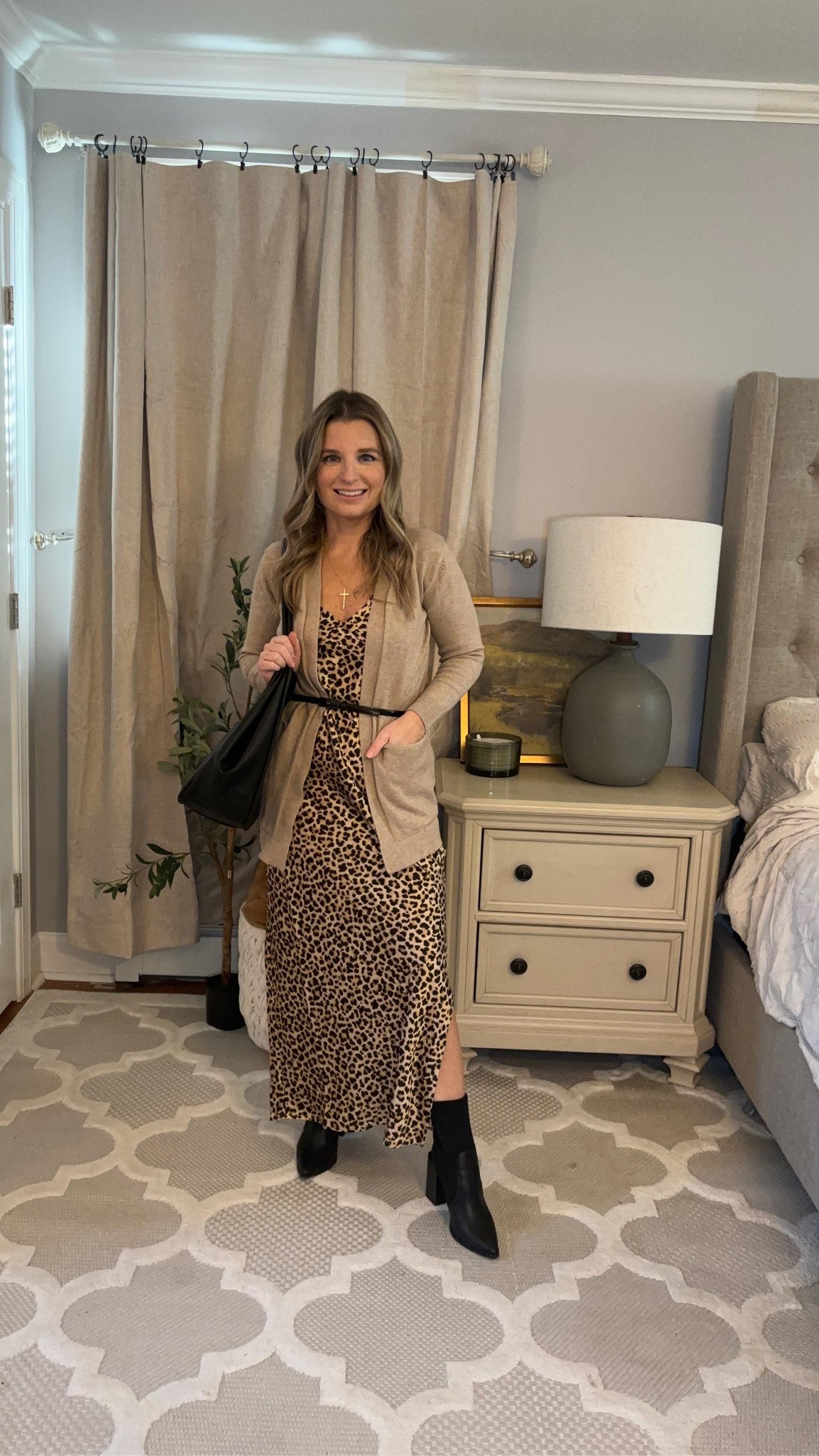 Cute outfit that is super flattering! 

#LTKStyleTip #LTKFindsUnder50 #LTKWorkwear