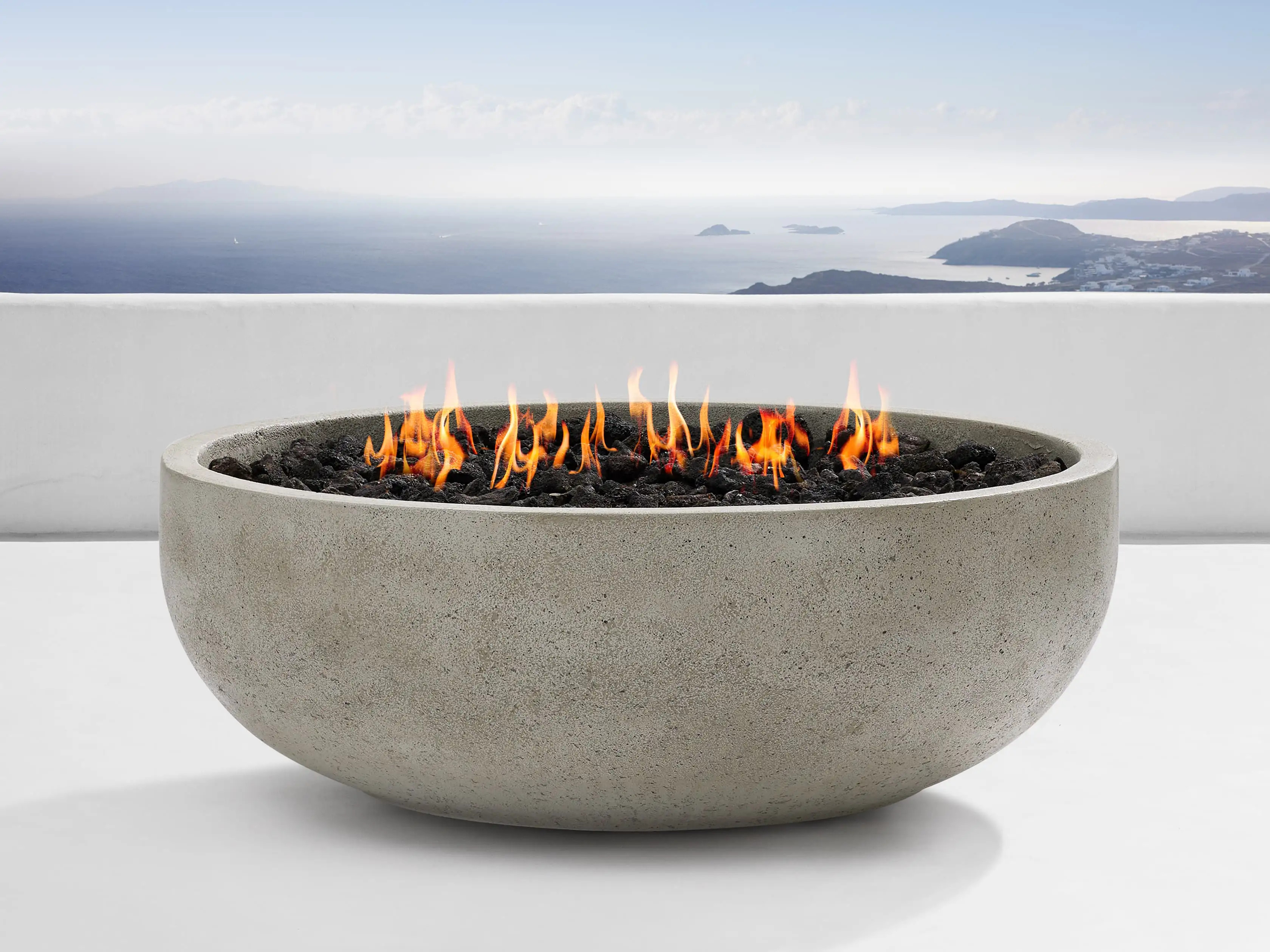 Carson Round Propane Fire Pit | Arhaus