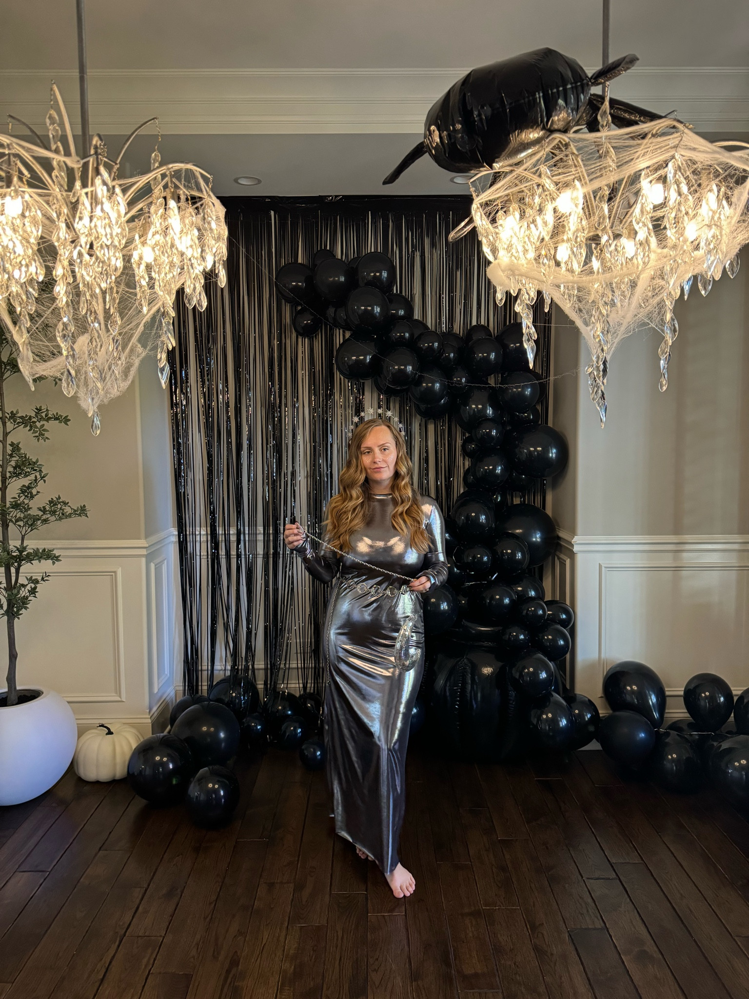 From last night’s Halloween costume — I went as the Moon

#LTKHalloween #LTKMidsize #LTKSeasonal