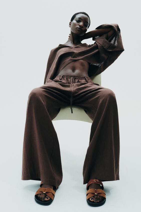 SPLIT SUEDE CROSS STRAP SANDALS | Zara UK