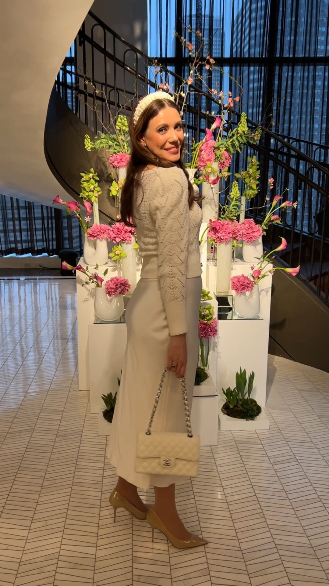 Hi everyone! Welcome to my LTK where you’ll find fashion, beauty, and home decor content. I also enjoy posting about designer deals & designer sales! 💋 

#LTKStyleTip #LTKFindsUnder50 #LTKFindsUnder100