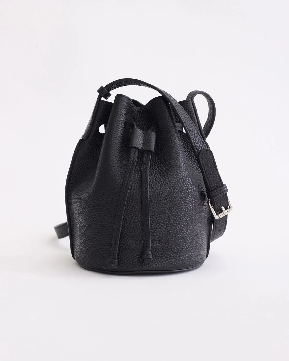 Bobb Bucket Bag | The Horse (US, AU, UK, NZ)
