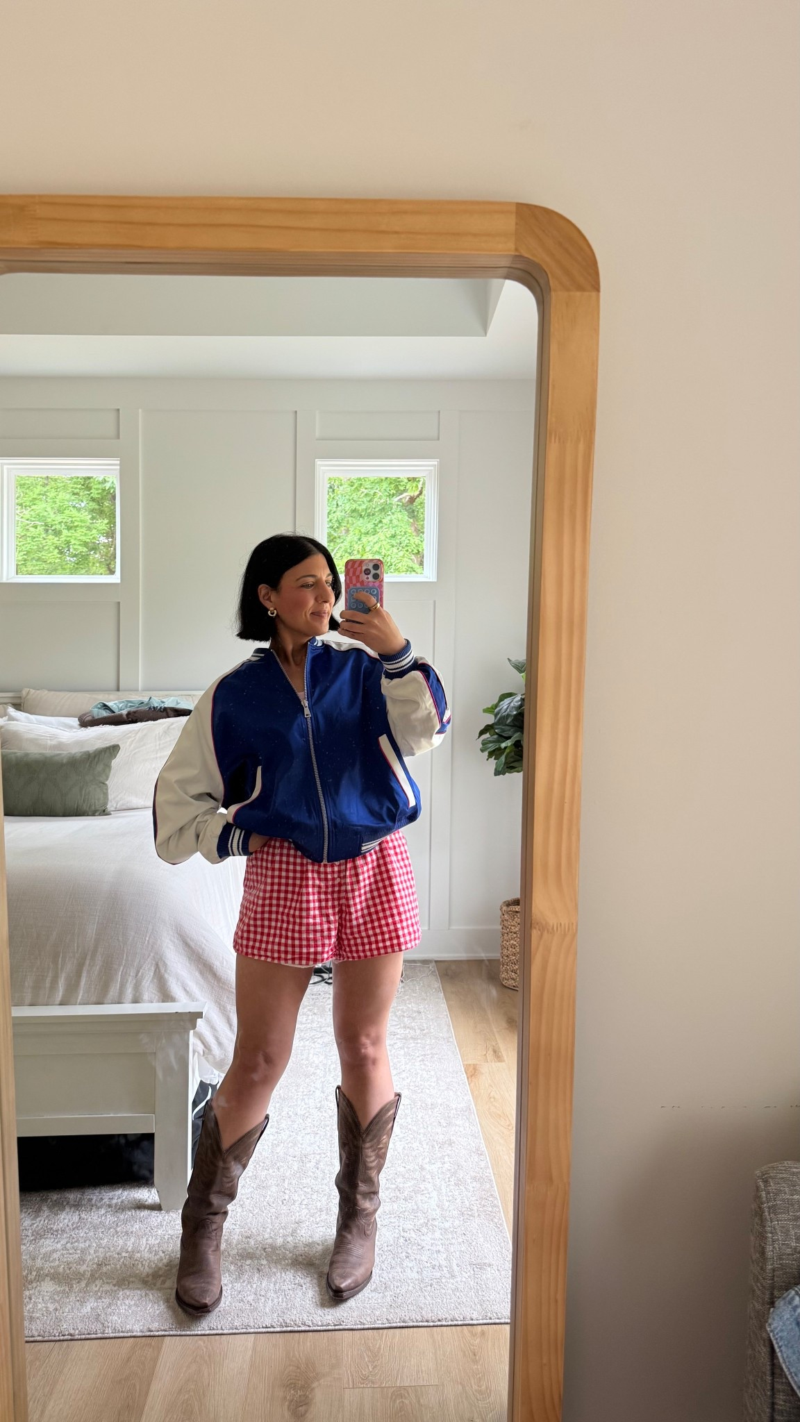 boxer shorts are back, im wearing a mediumm

#LTKSeasonal #LTKShoeCrush #LTKStyleTip
