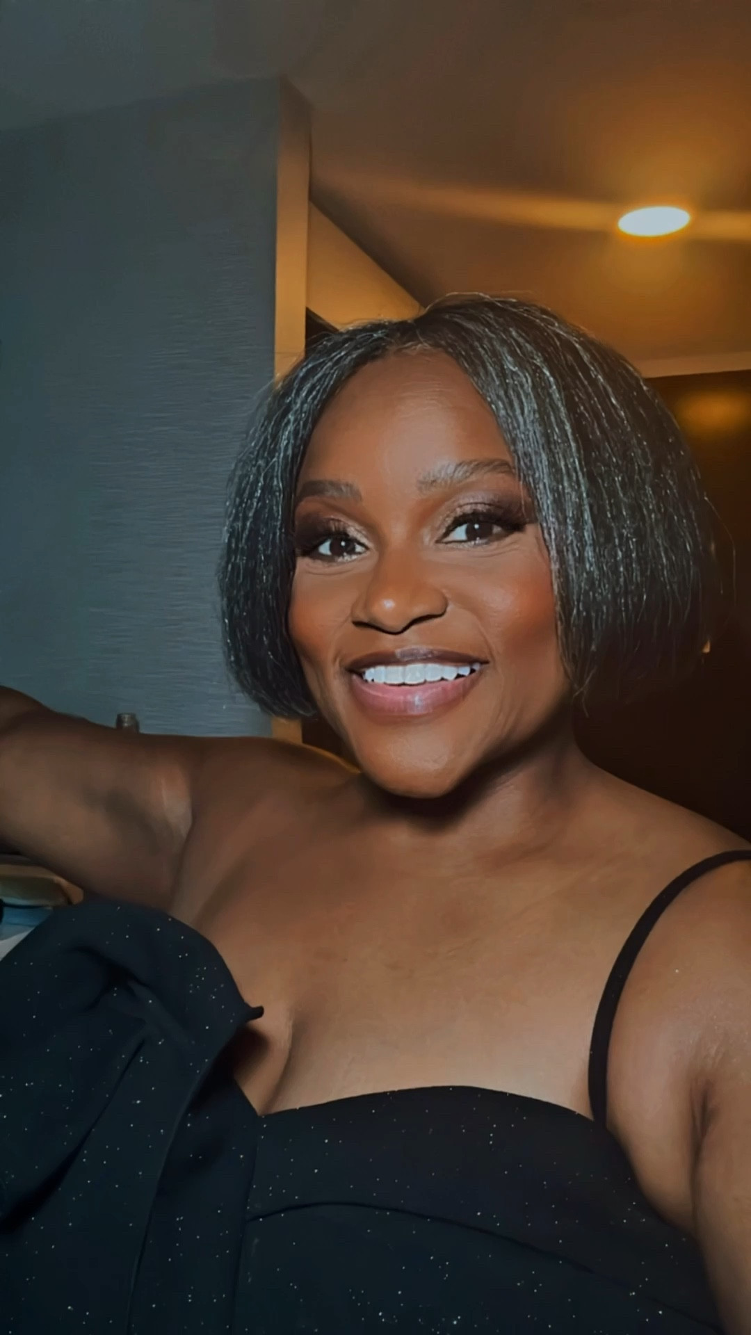 When the dress I’d planned to wear arrived too late for alterations ….Amazon saved the day!

#LTKBeauty #LTKOver40 #LTKStyleTip