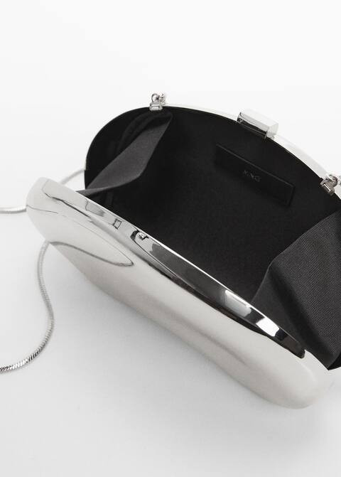 Metallic clutch bag | MANGO (UK)