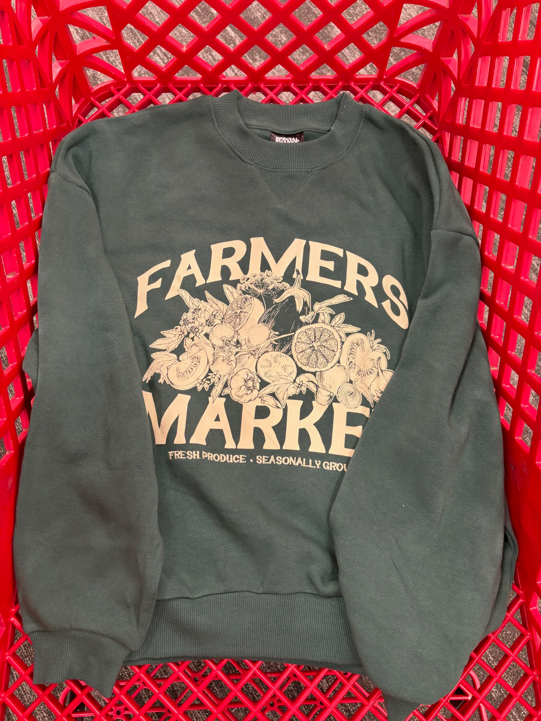Casual and comfy 🙌 loving this Women’s Farmers Market Graphic Pullover from Target. 

 #LTKSeasonal #LTKMidsize