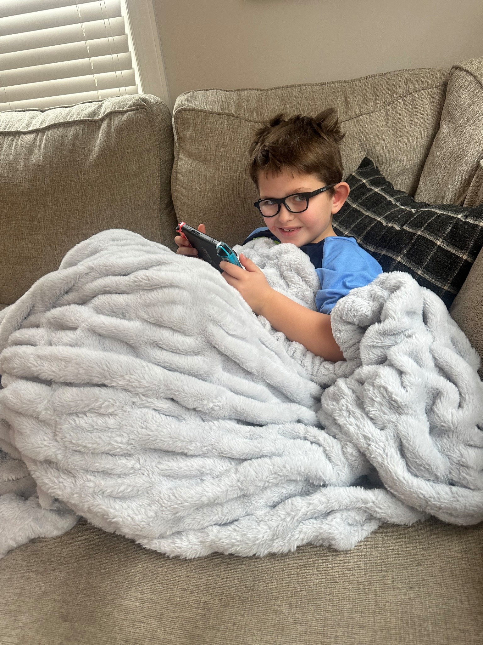 Everyone loves a Lola Blanket!! 🖤 

#LTKmomlife #LTKdayinmylife #LTKmorningroutine